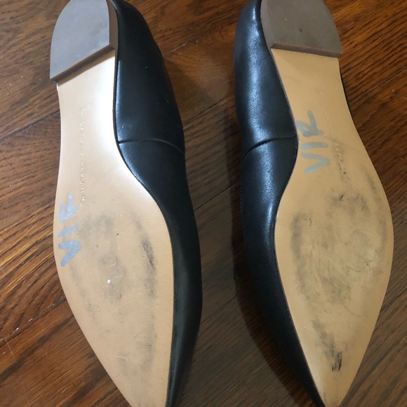 Banana Republic flats - Picture 2 of 2